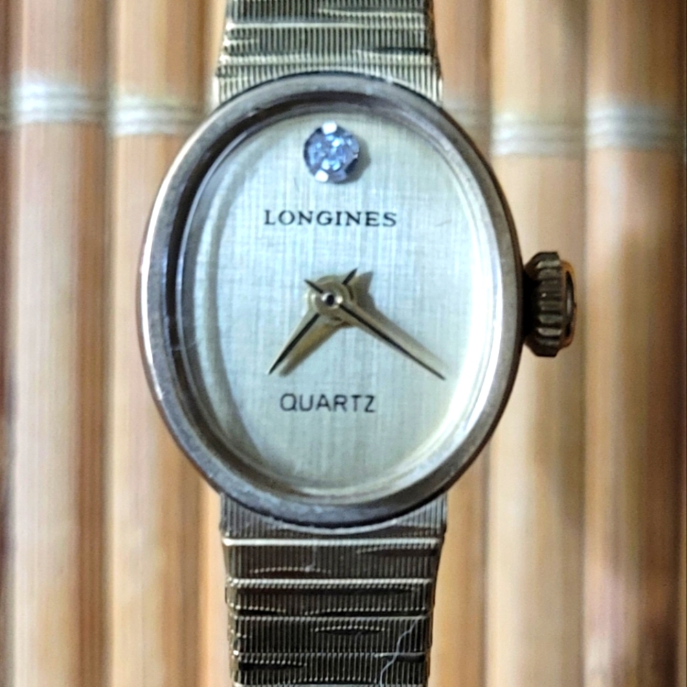 LONGINES QUARTZ WATCH female sleak⌚️👌 like new like😍